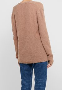 DRYKORN Sweter