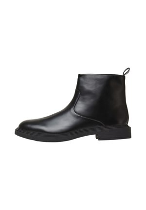 Schwarze Leder-Ankle Boots mit glatter Oberfläche, abgerundeter Spitze, elastischen Seiteneinsatz und einer Zuglasche hinten für ein einfaches Anziehen, ausgestattet mit einer niedrigen Gummisohle.