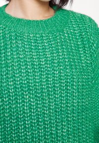 Molly Bracken Trui - green