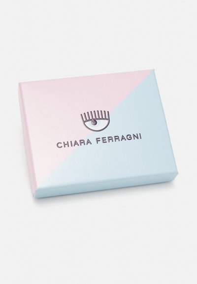 CHIARA FERRAGNI RANGE EYELIKE BUCKLE - Peňaženka - fairy tale
