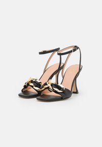 Guess HEATON - Sandali con tacco - black