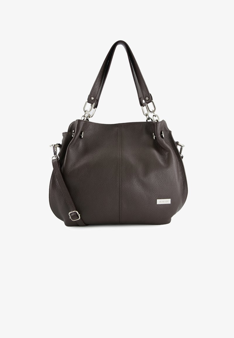 Brązowa skórzana torebka o teksturowanej powierzchni, z podwójnymi uchwytami górnymi i odpinanym paskiem. Posiada srebrne okucia i akcent z logo.