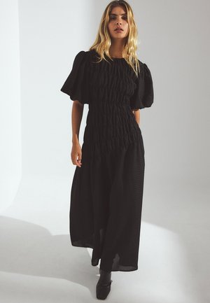 SMOCK DETAIL PUFF SLEEVE - Maxi šaty - black