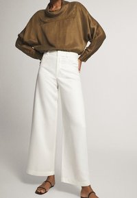 Massimo Dutti Pantalon classique - white