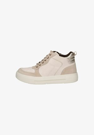 Lichtbeige sneakers van gemengd suede en glad leer, met een ronde neus, platte rubberen zool en metalen accenten op de hiel.