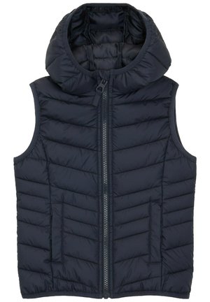 Granatowa ocieplana kamizelka z dopasowanym kapturem, zapięciem na zamek oraz boczną kieszenią. Posiada pikowany wzór dla dodatkowej tekstury i ciepła.