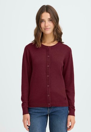 Burgunderfarbener Langarm-Cardigan aus weichem Strickmaterial, mit rundem Ausschnitt, Knopfverschluss und geripptem Saum an den Ärmeln und am unteren Ende.