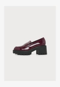 Non sélectionné, burgundy crinkle pu