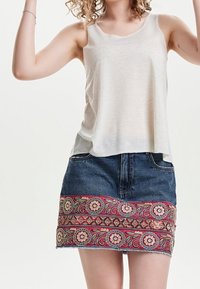 ONLY Top - beige