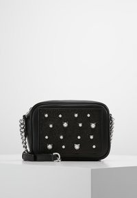 KARL LAGERFELD Torba na ramię