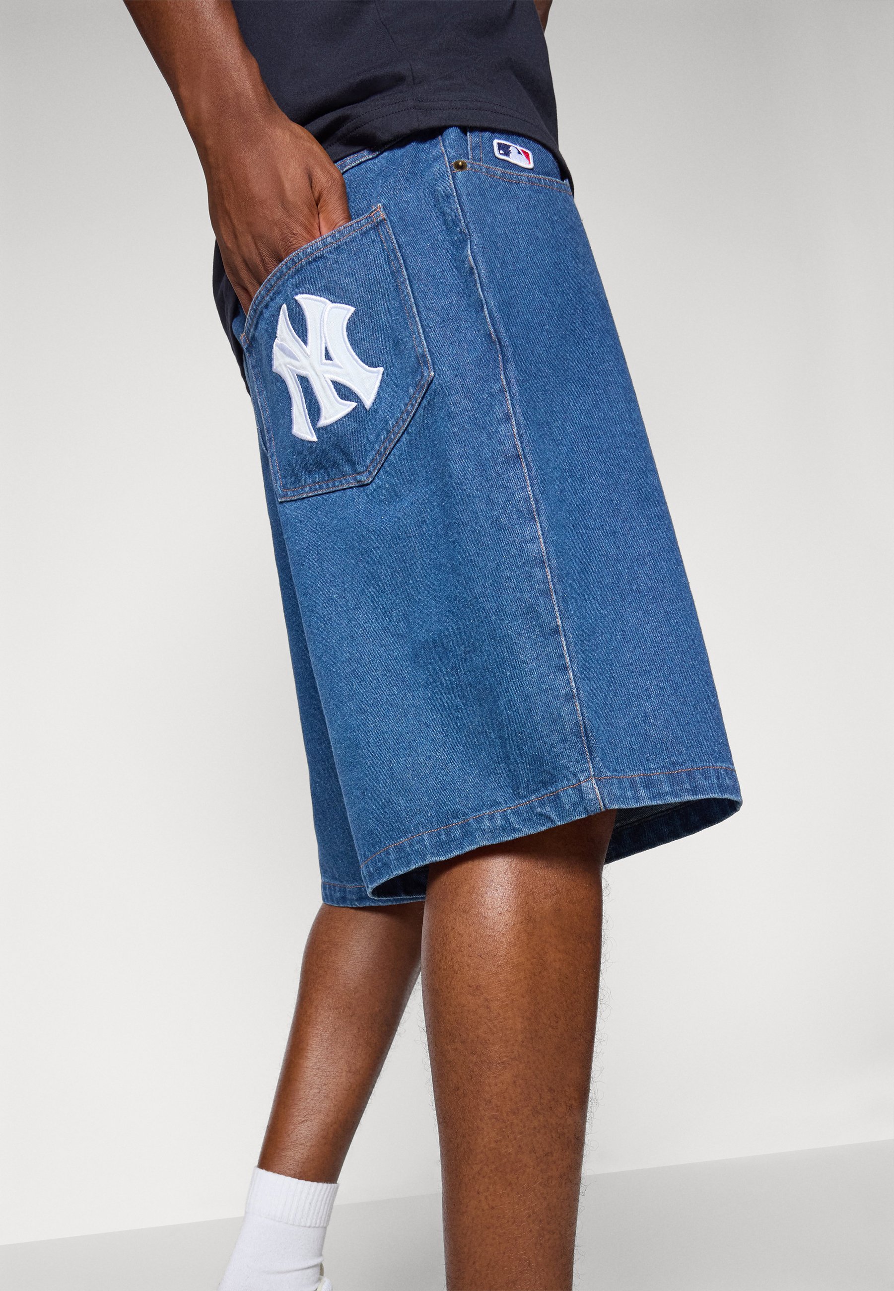 New Era MLB LOS ANGELES DODGERS LONG SHORT - Club wear
