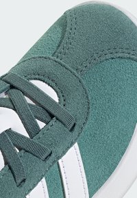 adidas Sportswear VL COURT 3.0 - Scarpe primi passi - powder teal   cloud white   preloved teal