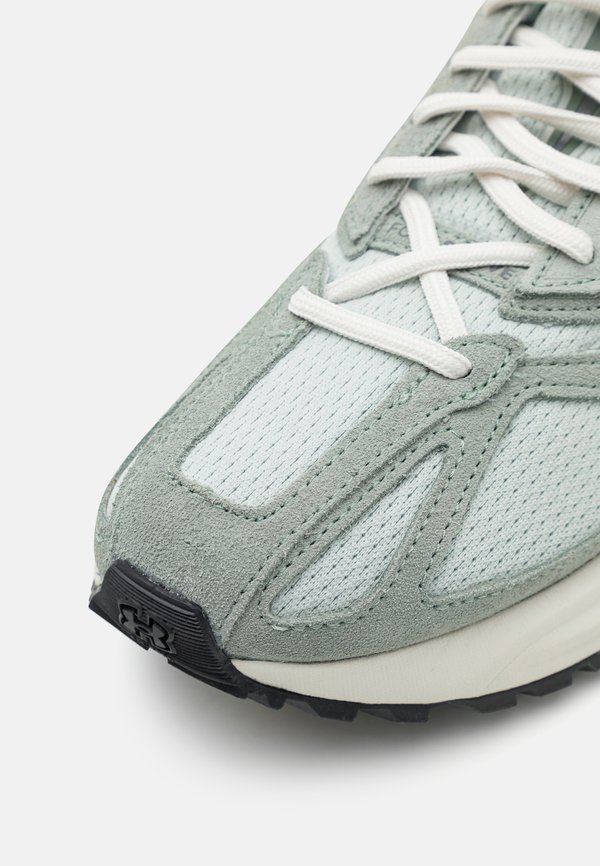 APPARITION - Trainers4