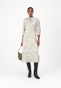 Bruuns Bazaar ACACIA CLARENAS DRESS - Nappali ruha - mosaic print