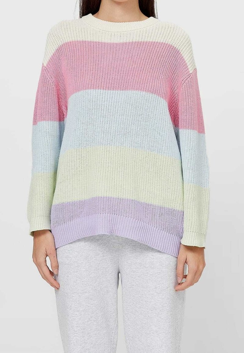 Stradivarius Sweter