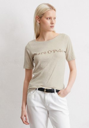 LOGO AUS WEICHEM - T-Shirt print - silky stone