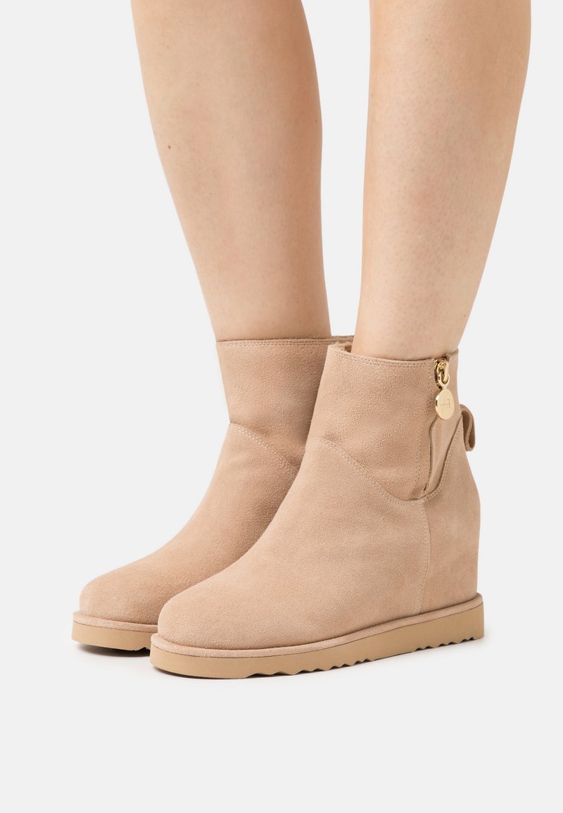 Anna Field LEATHER WINTER BOOT Ankle boots beige Zalando.co.uk