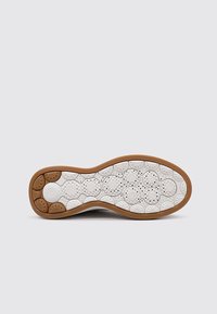 Geox D SPHERICA ECUB-3 D - Zapatillas - white
