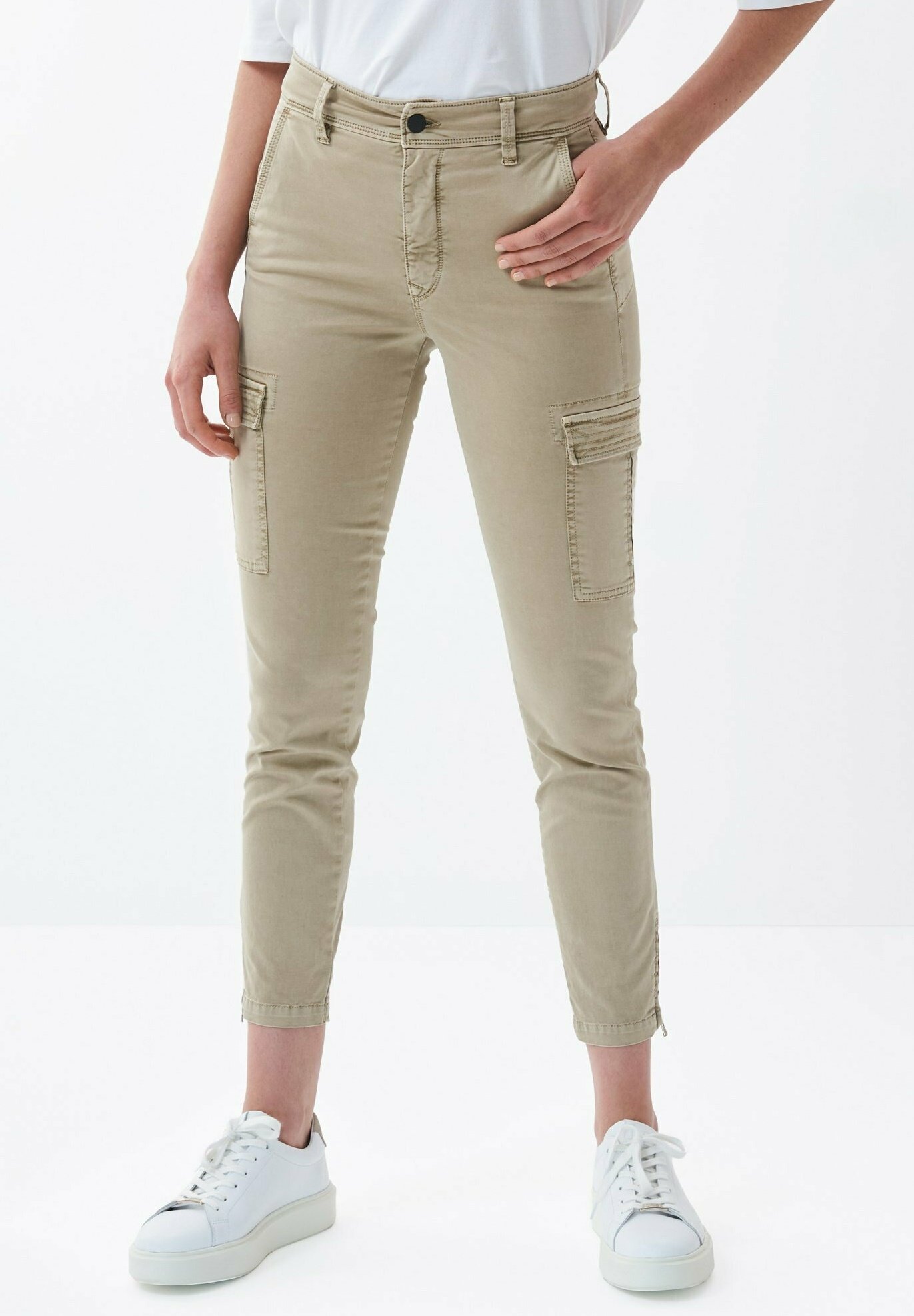 Pantalón cargo beige mujer | Leandros.cl