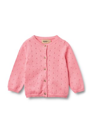 Cardigan rosa lavorato a maglia con scollo rotondo, chiusura con bottoni, maniche lunghe e motivo strutturato a piccoli rombi su tutta la superficie.