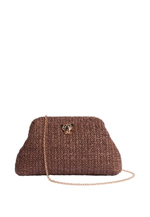 Brązowa pleciona kopertówka z złotym łańcuszkiem i złotym detalem głowy pantery na przednim środku.