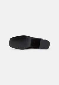 Monki Botines - black