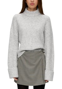 QS - Sweter
