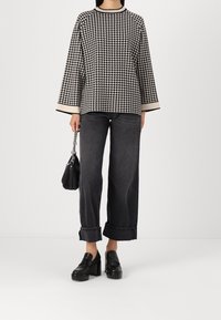 Object Trui - beige