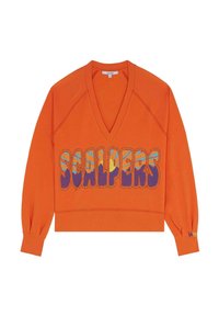 Sweatshirt orange court avec un décolleté en V plongeant, arborant un grand logo "SCALPERS" en violet et des accents multicolores. Manches et ourlet côtelés.