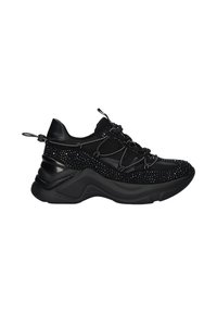 Zapatos deportivos negros con un upper texturizado y adornos de strass, un acolchado en el cuello y una suela gruesa para mayor altura.