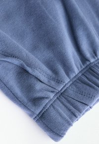 Next 3 PACK - REGULAR FIT - Jogginghose - red blue