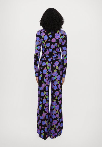 Stieglitz LILIA PALAZZO - Tygbyxor - purple