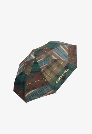 Paraguas con patrón de tartán que combina verdes, marrones y azules. Logo destacado “BIMBA Y LOLA” impreso en dorado en el borde.