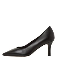 Decolleté - black leather