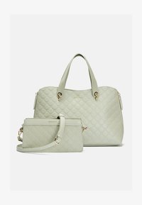 Kijelölve, light green