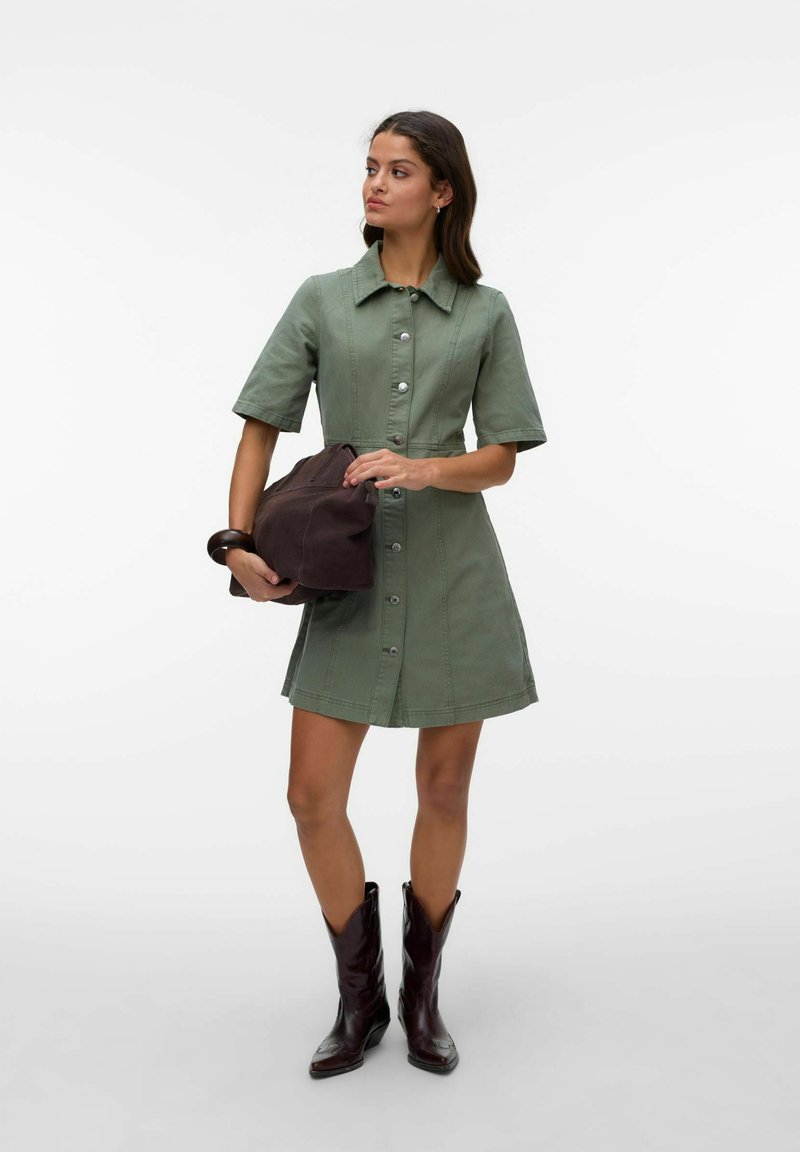Vero Moda Denim VMDAISY Short - Denim dress - laurel wreath/mottled green - Zalando.ie Vero Moda Denim VMDAISY Short - Denim dress - laurel wreath/mottled green - Zalando.ie