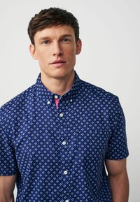 Next SHORT SLEEVE - REGULAR FIT - Camisa - navy blue