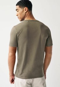 Next ESSENTIAL CREW NECK - Základné tričko - neutral brown
