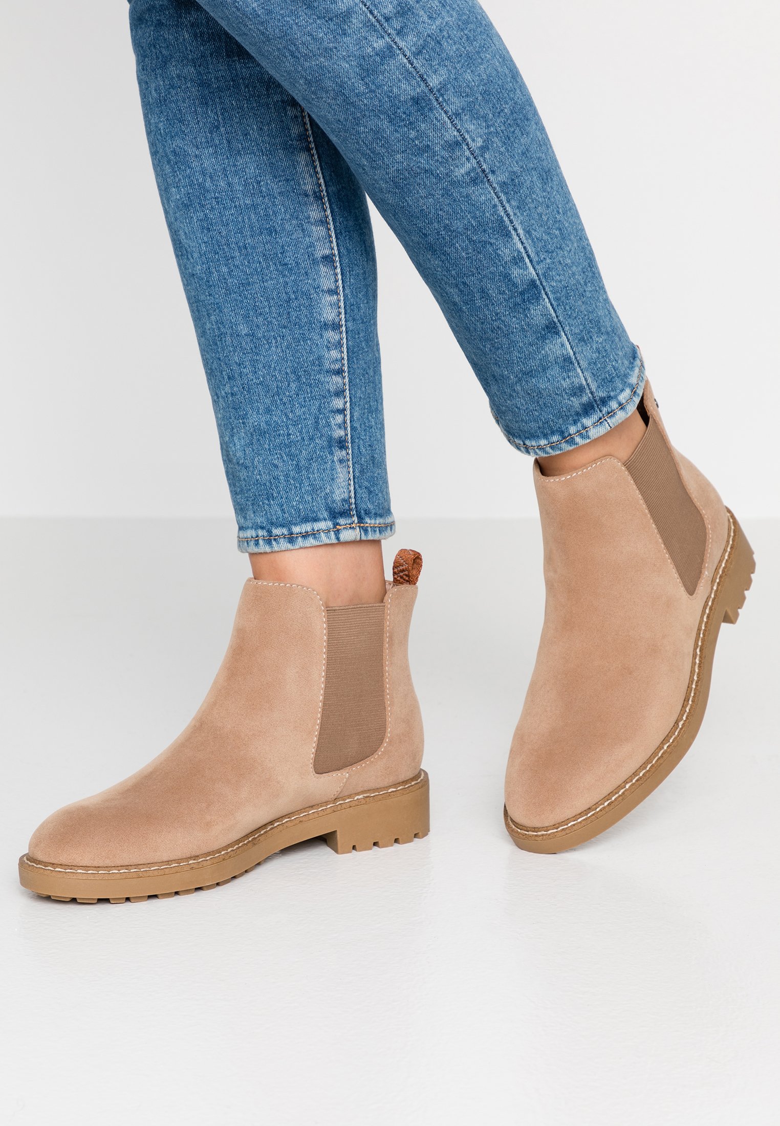 matt and nat ankle boots