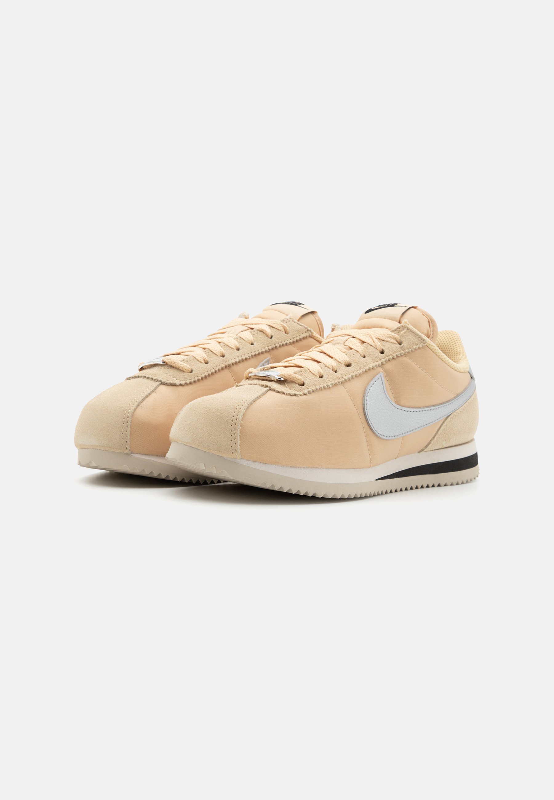 Nike Sportswear CORTEZ - Zapatillas - sesame/metallic silver/light orewood  brown/black/beige - Zalando.es