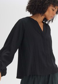 OPUS Camicetta - black