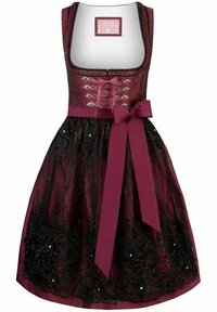 Bordeauxfarbenes Kleid mit einem figurbetonten Oberteil, Schnürung an der Vorderseite, breitem schwarzen Spitzenbesatz und einem ausgestellten Rock, der mit schwarz floralem Stickerei und einem Bandgürtel versehen ist.