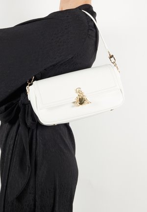 L'Atelier Du Sac DELPHINE mleczny