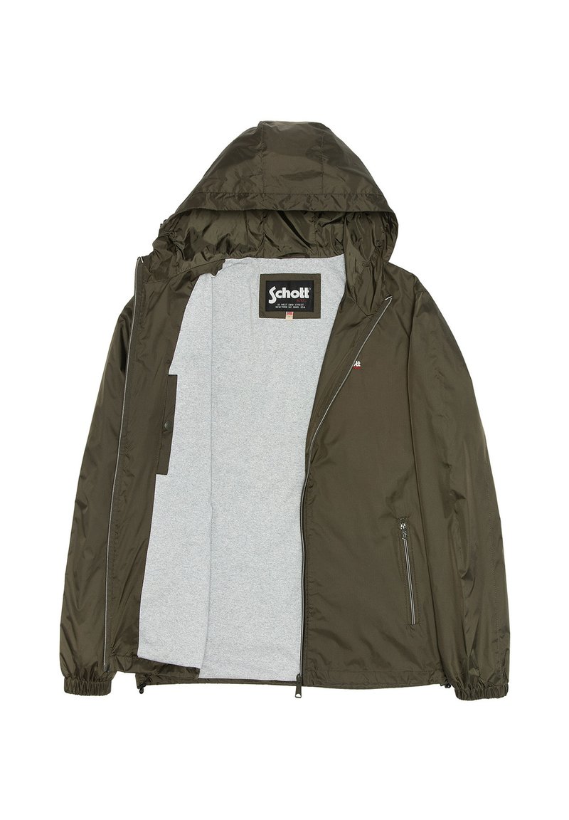 Giacca con cappuccio verde oliva realizzata in tessuto leggero con fodera interna grigia. Presenta una chiusura frontale con zip e tasche laterali.