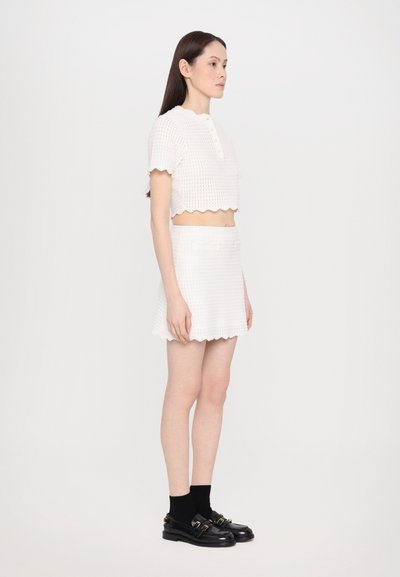sandro T-shirts - blanc