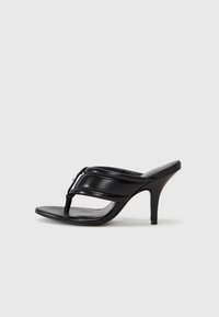 Slip-ins med hög sula - nero