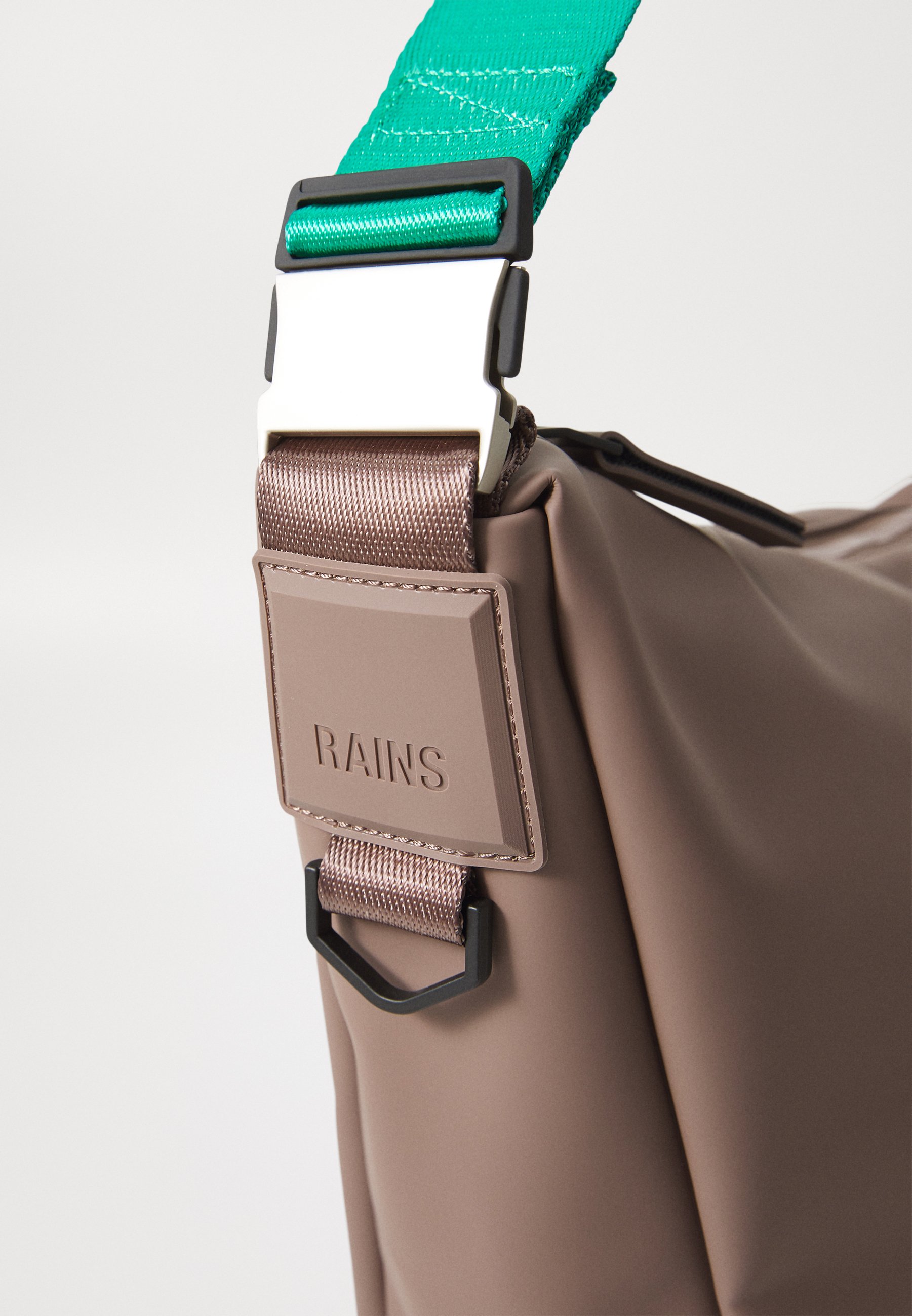 Rains VALERA SHOULDER BAG UNISEX - Shopper - shade/bruin - Zalando.nl