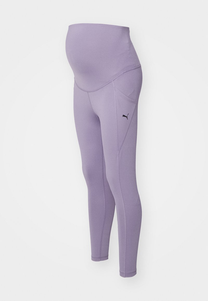 Liila äitiysleggingsit korkealla venyvällä vyötäröllä ja sivutaskulla, jossa on pieni musta Puma-logo valkoisella taustalla.