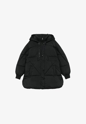 Giubbotto a sacco nero con cappuccio, dotato di chiusura a bottoni, dettagli con cordoncino e tasche laterali. Tessuto trapuntato e vestibilità oversized.