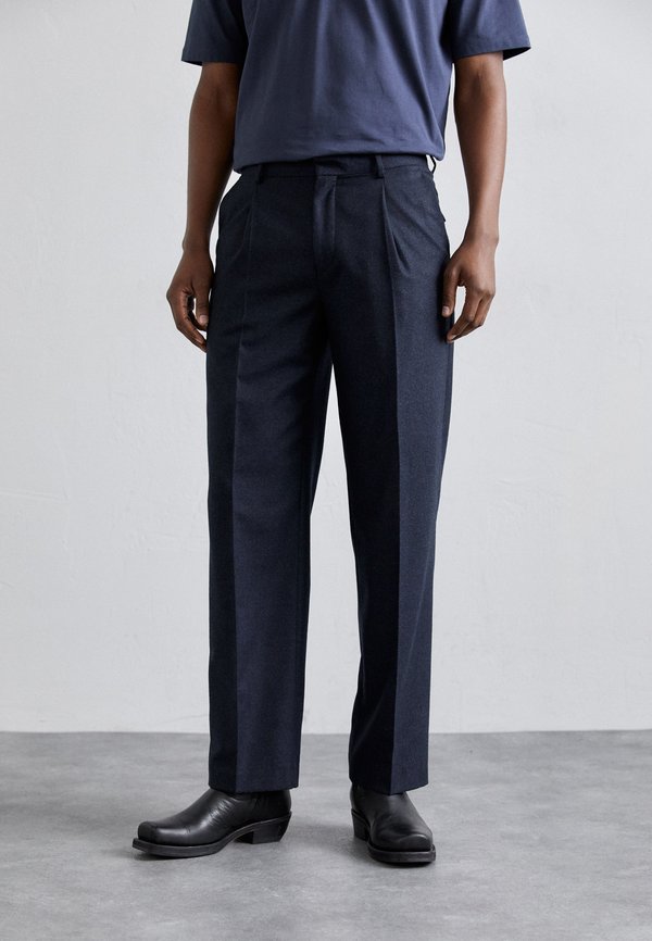 TODNE - Trousers - light ink